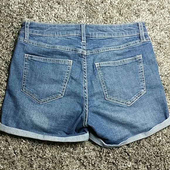LC Lauren Conrad shorts - Picture 2 of 3